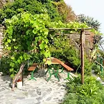 Muin A Ventu Historical Tower Дом отдыха Вернацца