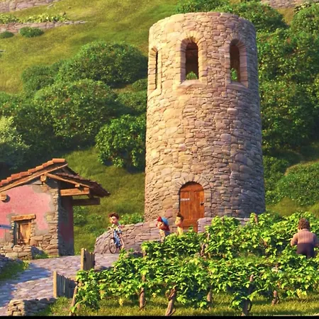 Muin A Ventu Historical Tower * 베르나차
