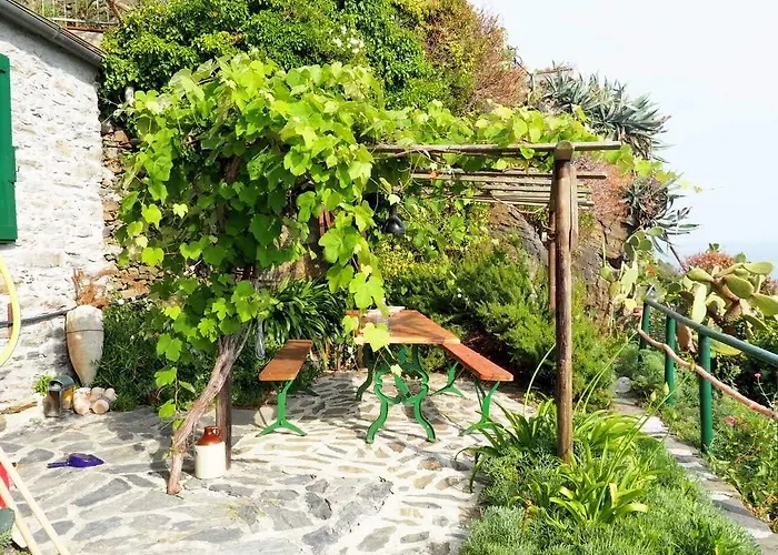 Muin A Ventu Historical Tower Holiday home Vernazza