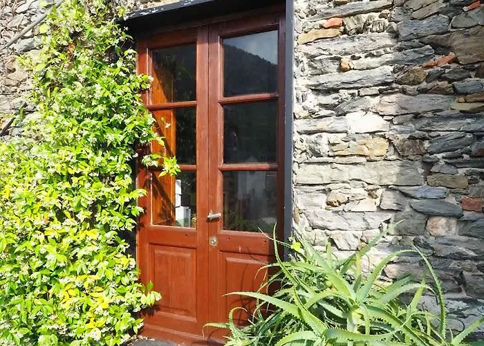 Muin A Ventu Historical Tower * Vernazza