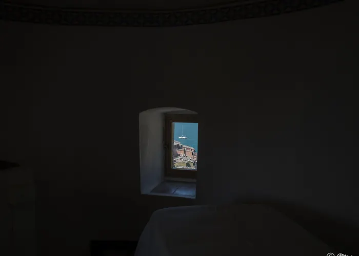 別荘 Muin A Ventu Historical Tower ヴェルナッツァ